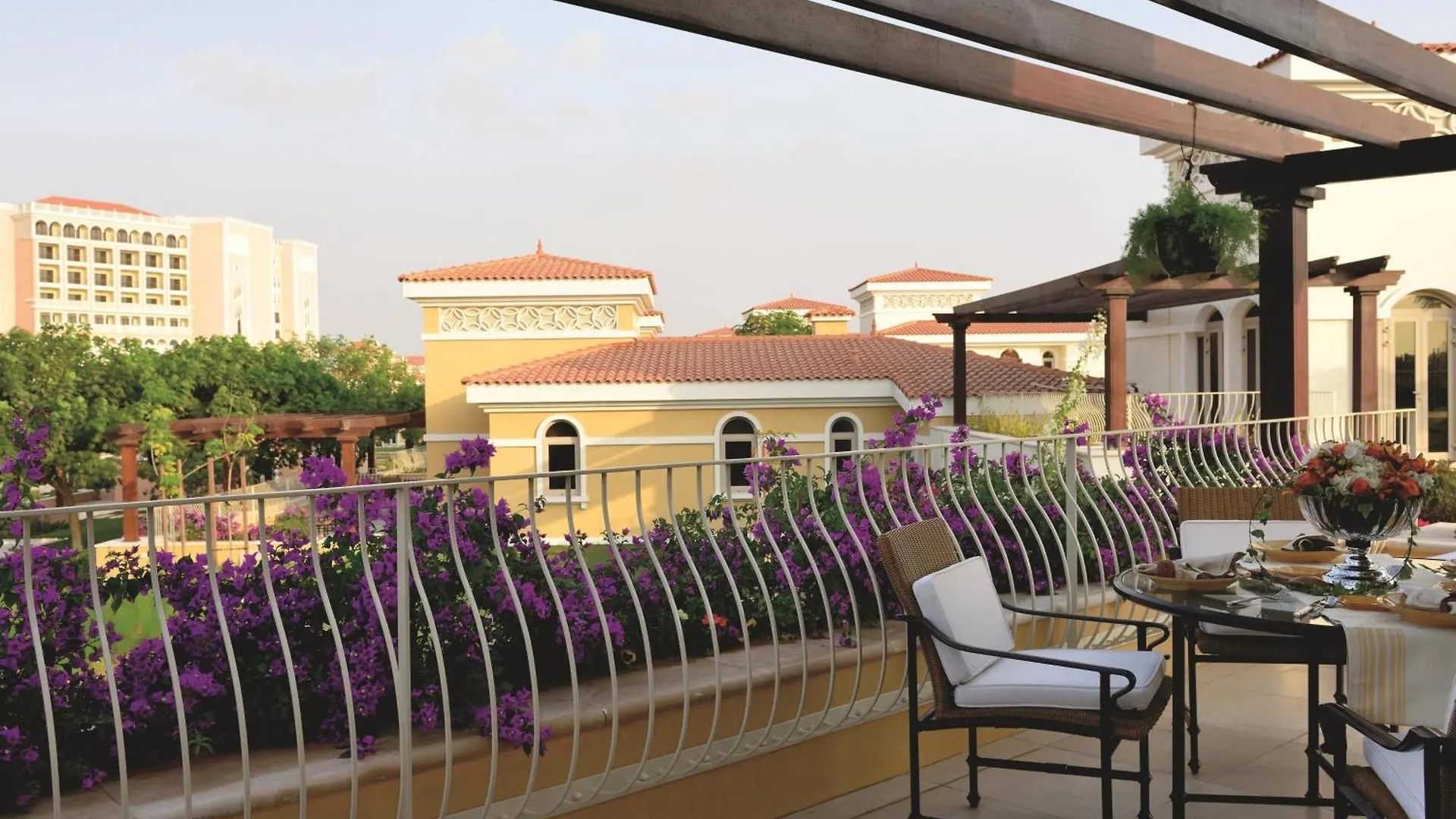 The Ritz-Carlton Abu Dhabi, Grand Canal United Arab Emirates