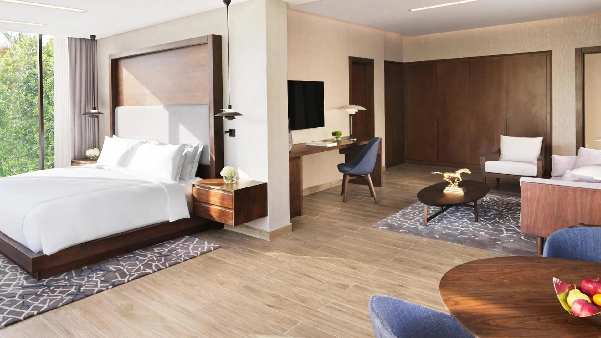 Resort The Ritz-Carlton Abu Dhabi, Grand Canal
