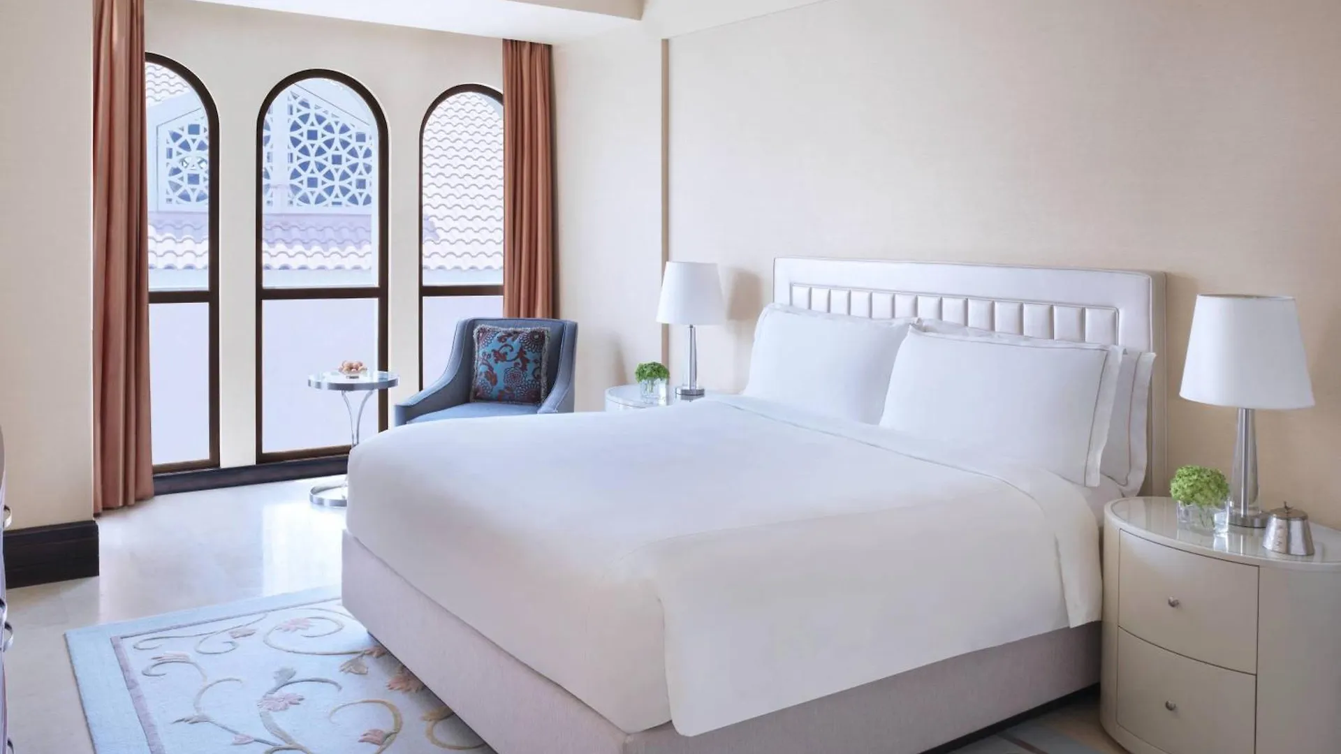 Resort The Ritz-Carlton Abu Dhabi, Grand Canal