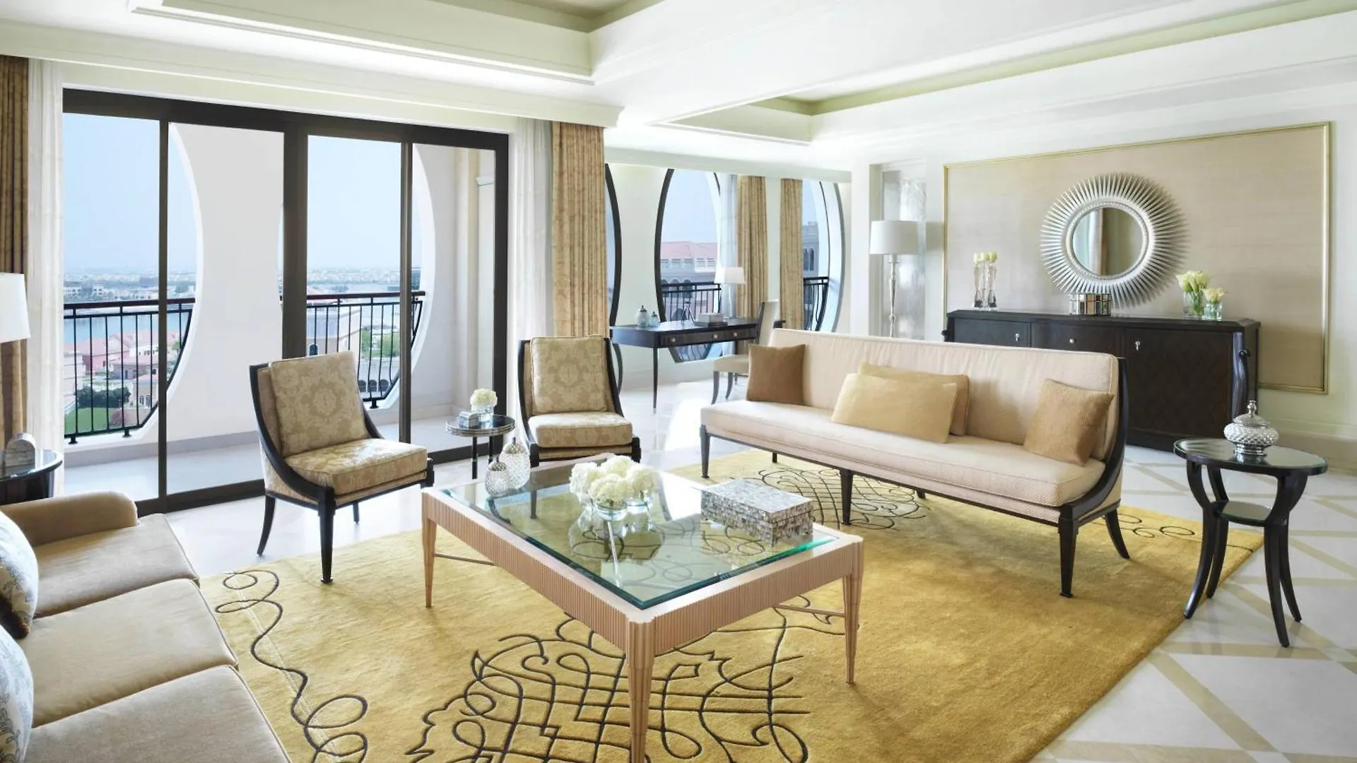 The Ritz-Carlton Abu Dhabi, Grand Canal 5*,  United Arab Emirates
